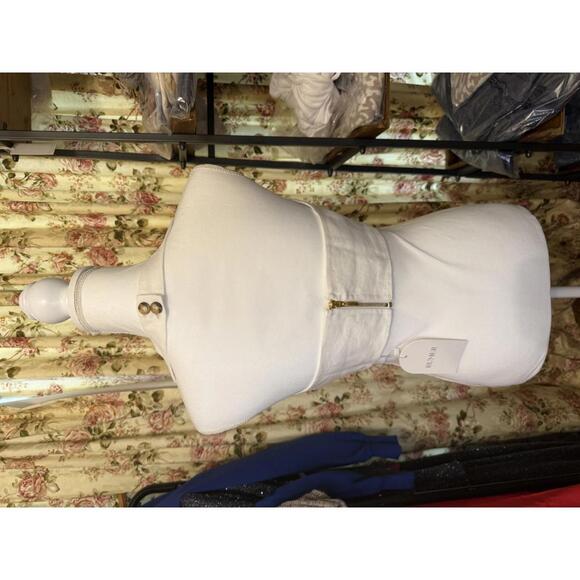 NWT! RUMER Avalon Crop Top White Medium - Picture 5 of 5